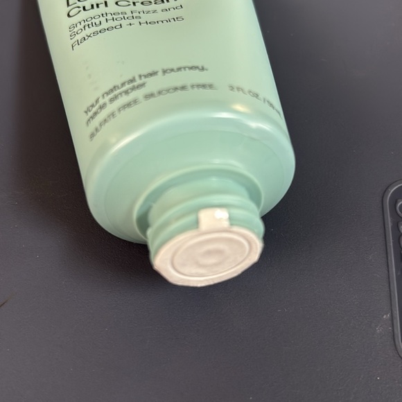 4U BY TIA Leave In Curl Cream Frizz Smoother NEW 2oz. - Picture 3 of 3